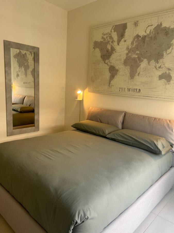 Centralflats 195 Private Apartments Bari Bagian luar foto
