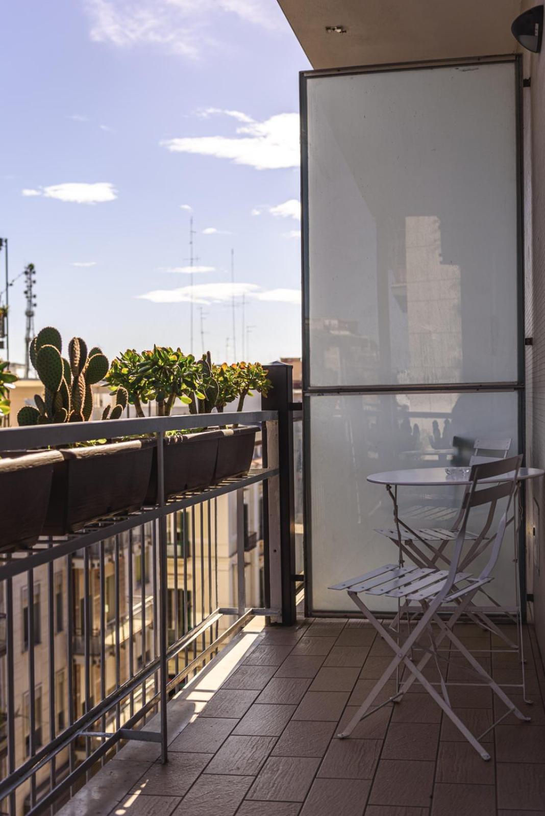 Centralflats 195 Private Apartments Bari Bagian luar foto