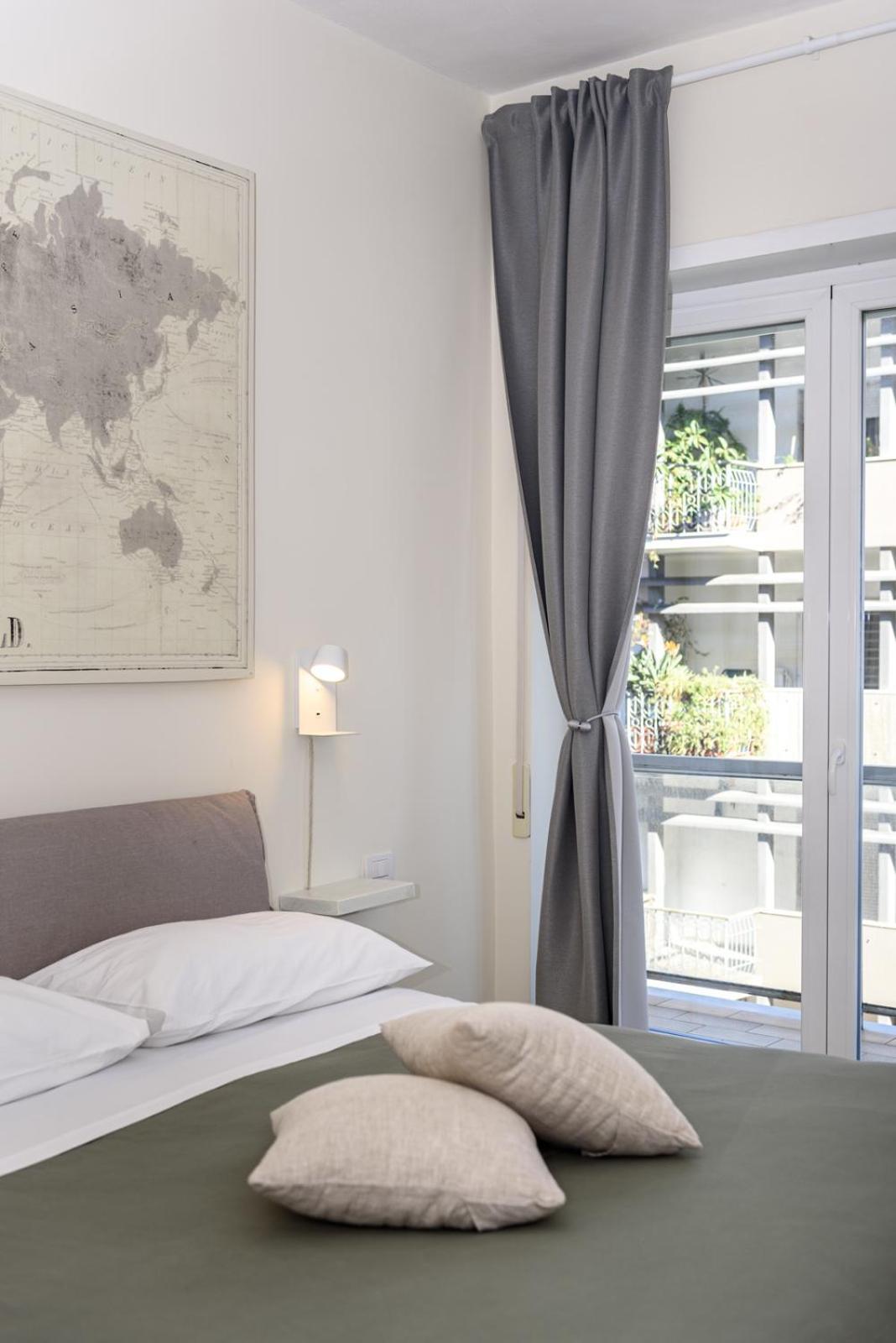 Centralflats 195 Private Apartments Bari Bagian luar foto